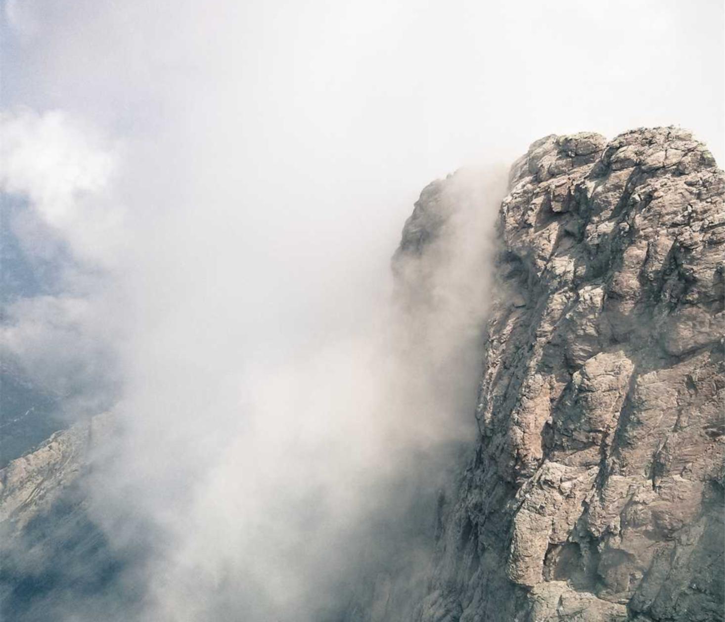 铁盒欧盟万宝路黑冰爆珠:吉祥博平台代理找谁